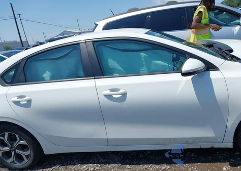 2019 Kia Forte Lxs из США, поврежденный, VIN 3KPF24AD2KE098665